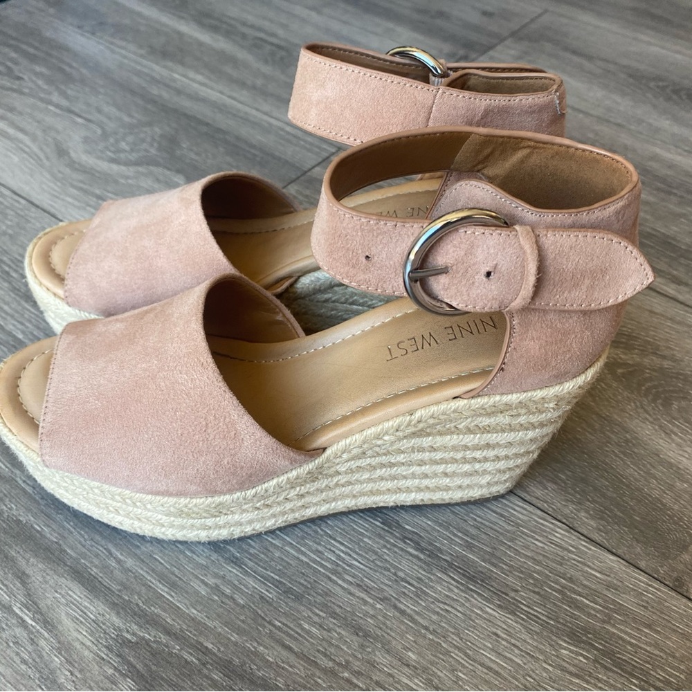 Nine West Wedges Size 6.5